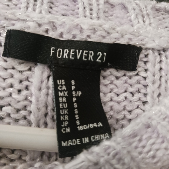 Forever 21 women's Gray small crop top sweater - Picture 3 of 3